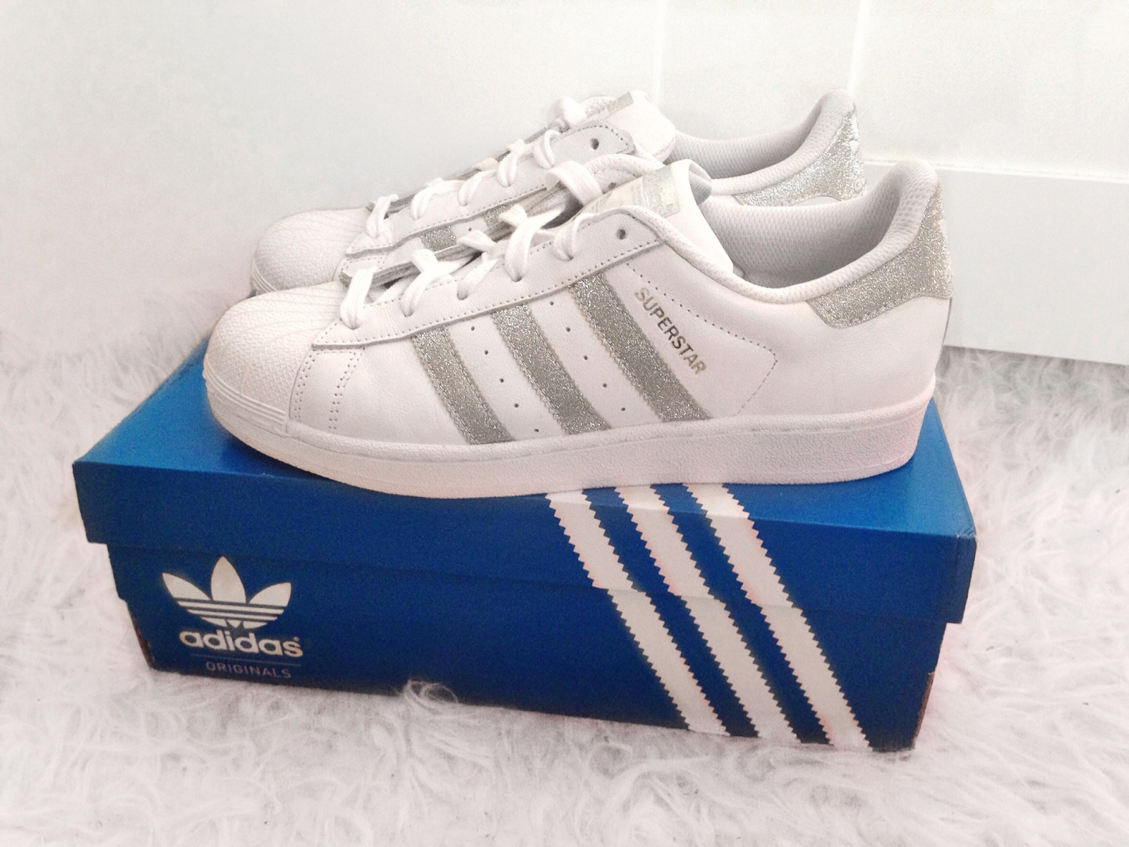 adidas superstar mit glitzer streifen adidas superstar mit glitzer streifen